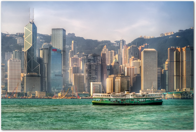 香港ヴィクトリア湾の風景